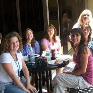 Meet your Posher, Lorraine